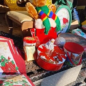 Festive Red Holiday Tin Set with Poinsettia Lid/Placemats/Animated Stocking+++